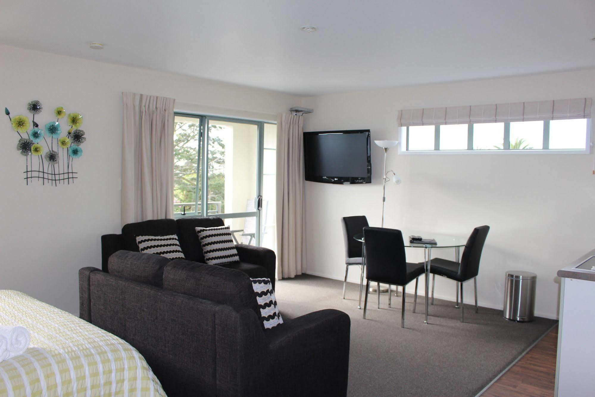 Westport Spa Motel Экстерьер фото